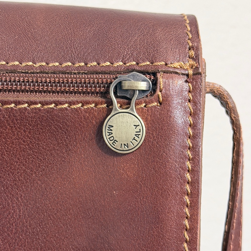 Florence Made In Italy Brown Leather Small Pocket Crossbody Bag/Purse - Picture 6 of 11